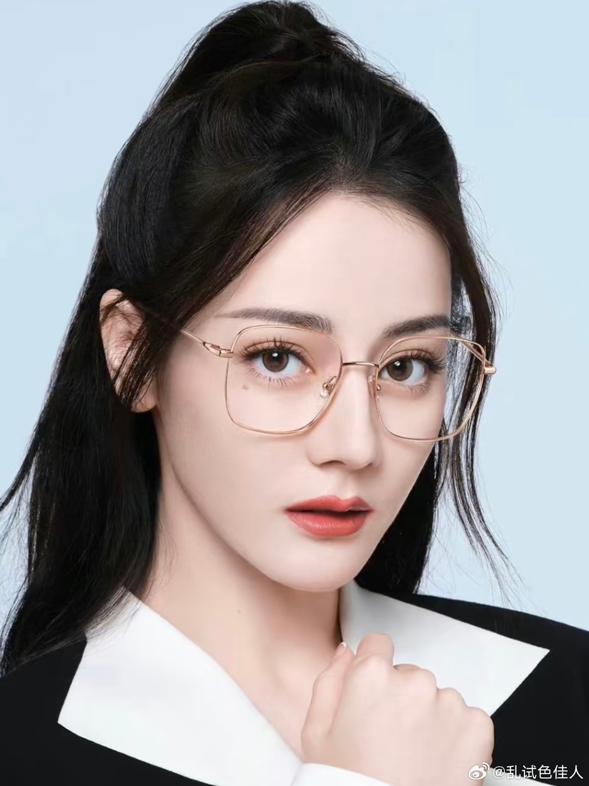 女明星们的绝美眼镜look你最喜欢哪个?
